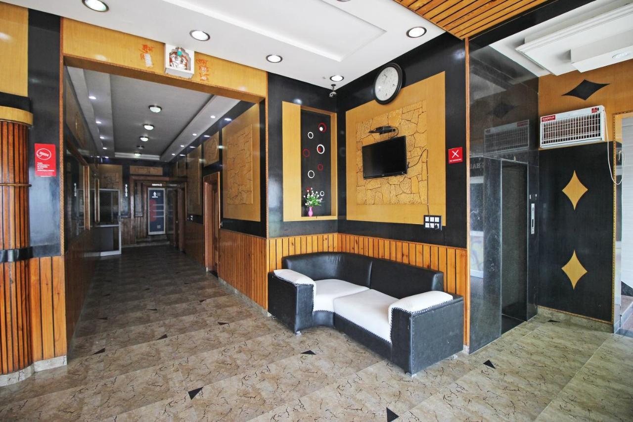 Oyo 9388 Yash Hotel Джайпур Екстериор снимка